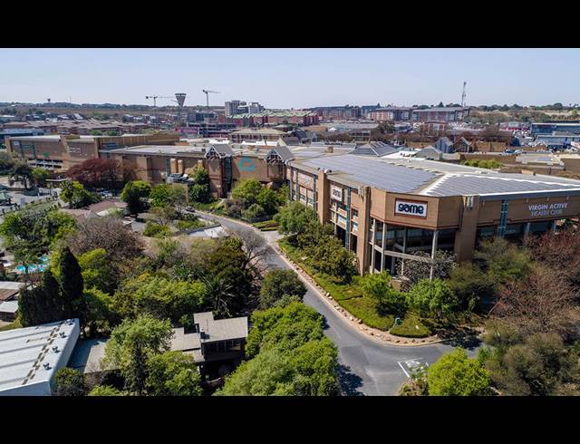 2,999M² RETAIL TO LET IN HALFWAY HOUSE